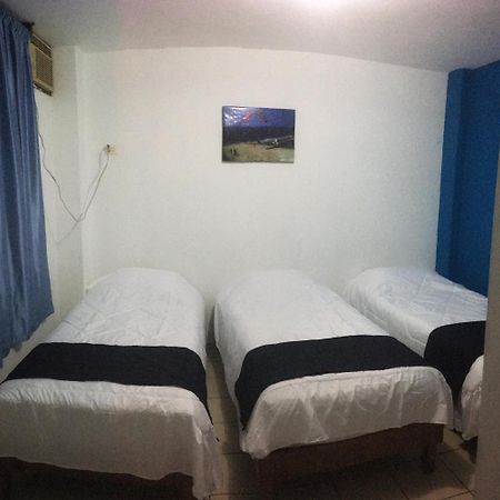 Hostal Albatros Manta Extérieur photo
