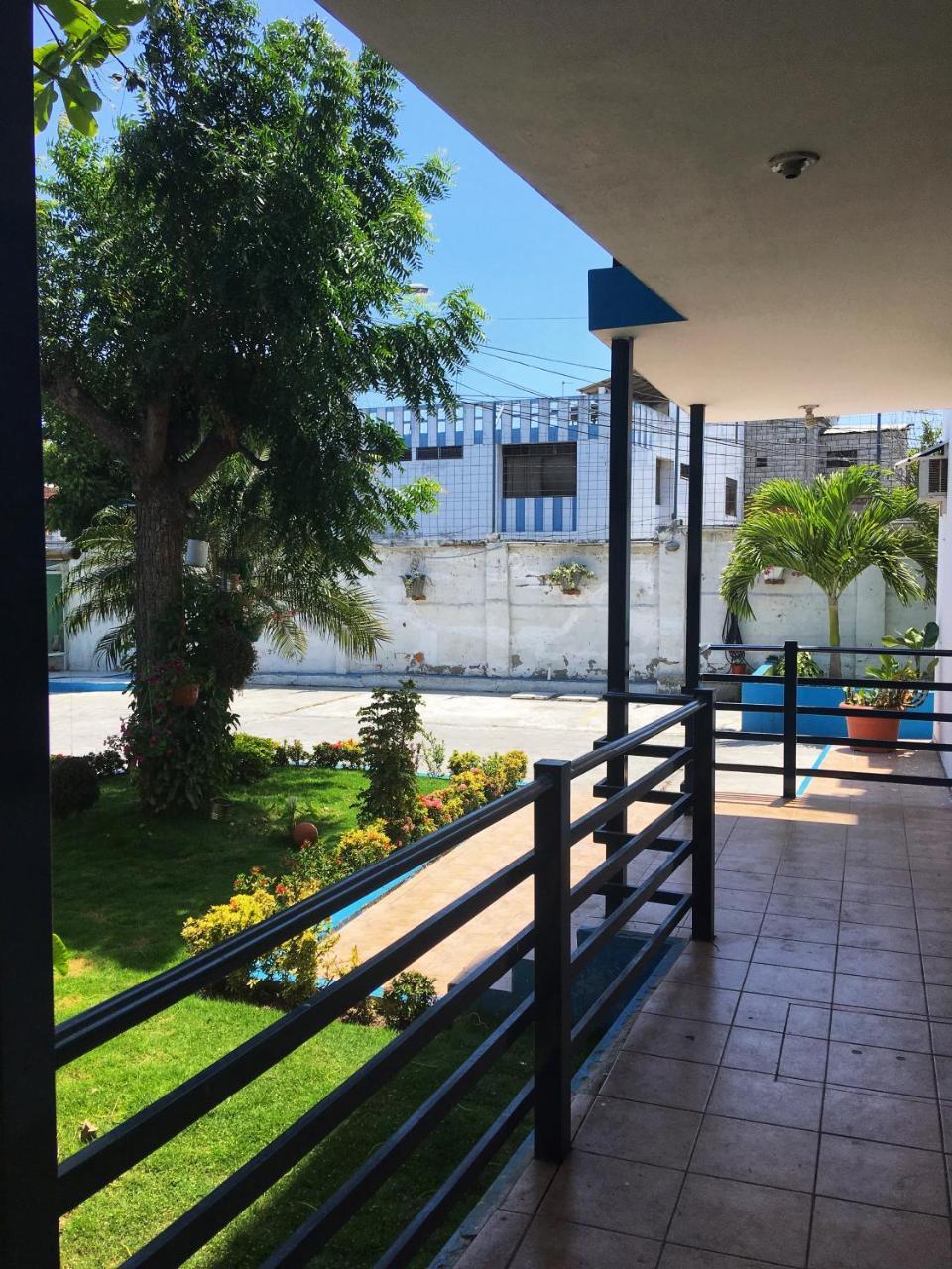 Hostal Albatros Manta Extérieur photo